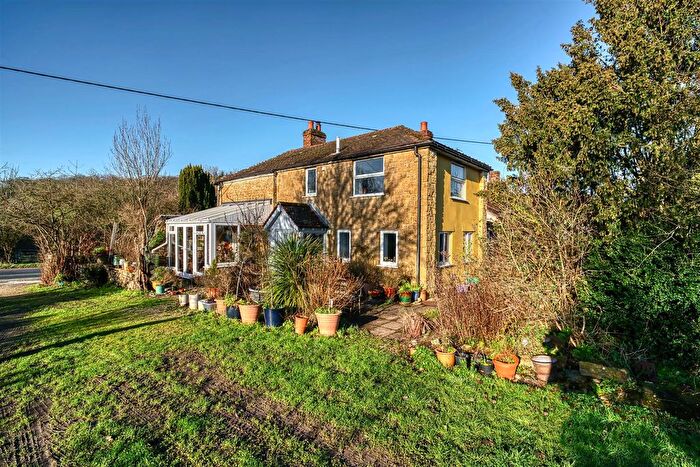 4 Bedroom Detached House For Sale In Fiddleford, Sturminster Newton, DT10