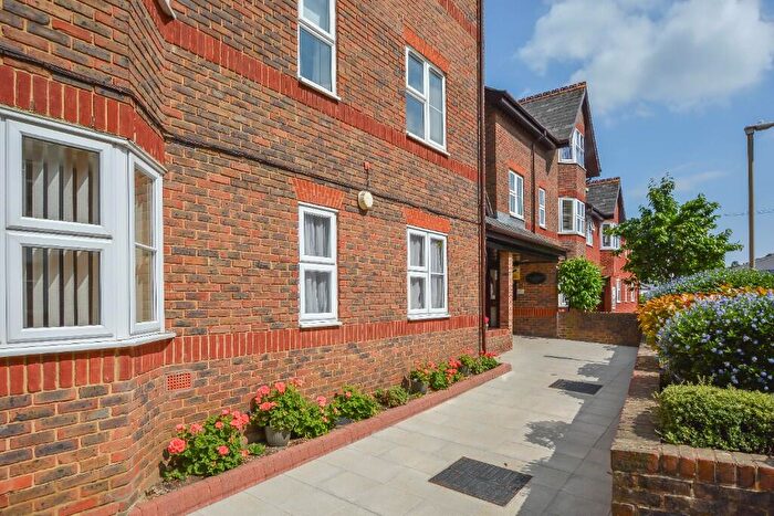 2 Bedroom Retirement Property To Rent In Eastfield Road, Brentwood, Essex, CM14