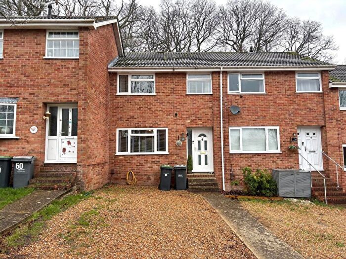 2 Bedroom House To Rent In James Copse Road, Waterlooville, PO8