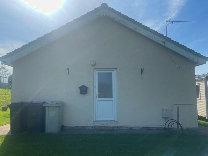 1 Bedroom Bungalow To Rent In Roman Bank, Ingoldmells, PE25