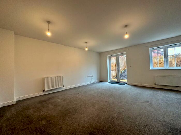 4 Bedroom Detached House For Sale In Harvester Way, Buckingham Fields