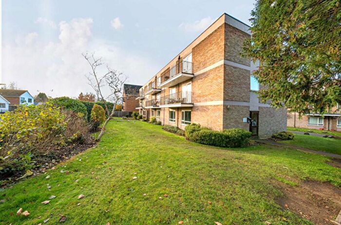 2 Bedroom Flat To Rent In Upper Park Road, Camberley, GU15