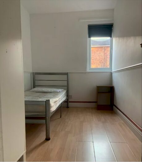 5 Bedroom Terraced House To Rent In Canterbury Place, London SE17