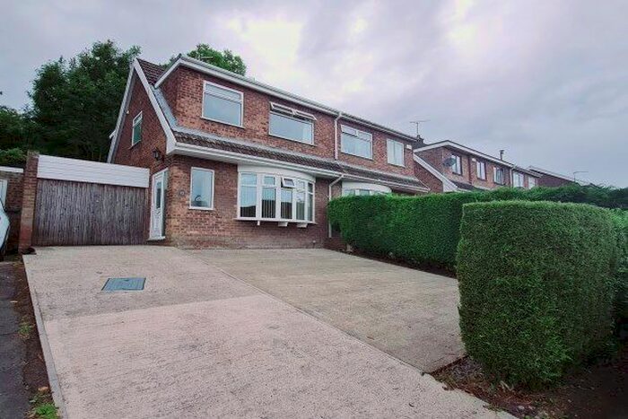 3 Bedroom Semi-Detached House To Rent In Cae'r Efail, Wrexham, LL11