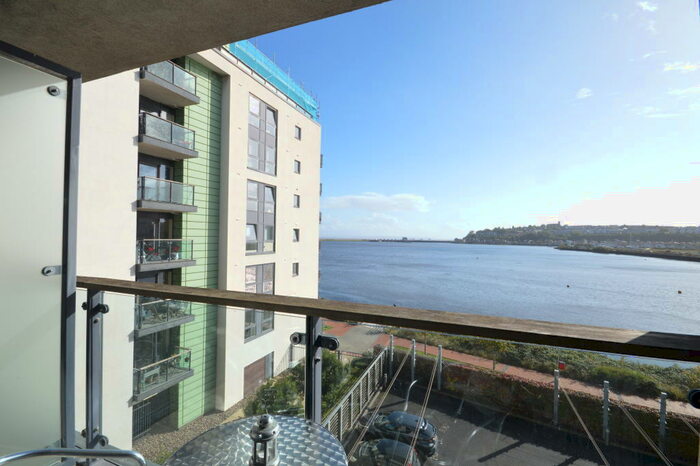 2 Bedroom Apartment To Rent In Breakwater House, Ferry Court, CF11