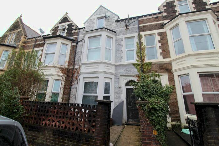 Studio To Rent In Claude Road, Cardiff, CF24