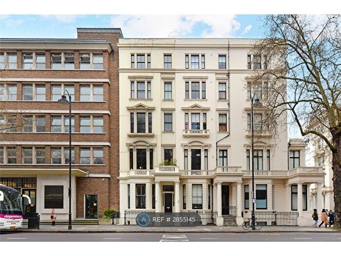 3 Bedroom Flat To Rent In Cromwell Road, London, SW7