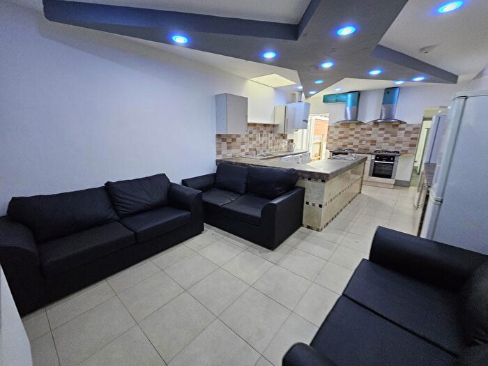 8 Bedroom Terraced House To Rent In Alton Road, Birmingham, B29