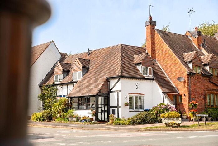 3 Bedroom Cottage For Sale In Johnson Place, Henley-In-Arden, B95