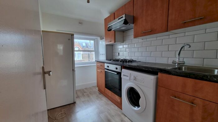 1 Bedroom Flat To Rent In Perry Vale, London, SE23