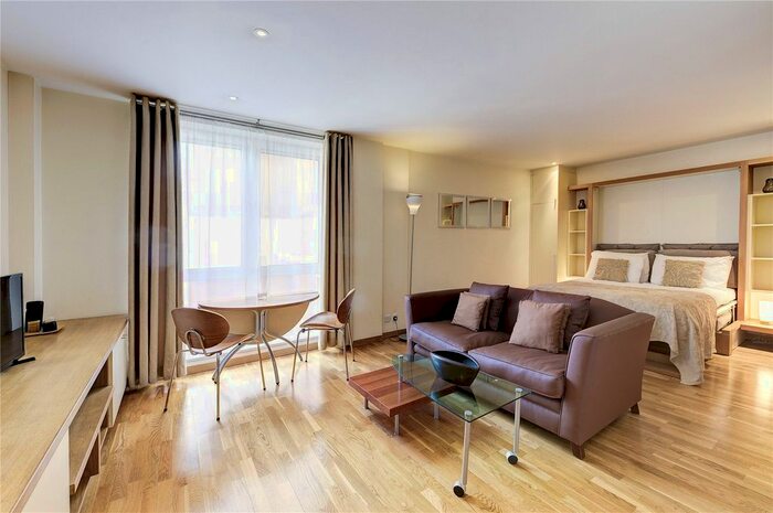 Property To Rent In Hosier Lane, West Smithfield, London, EC1A