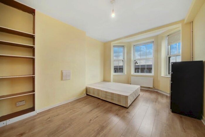 4 Bedroom Flat To Rent In Queens Crescent, Chalk Farm, NW5