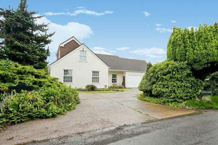 4 Bedroom Detached House For Sale In Pineham, Dover, Kent, CT15