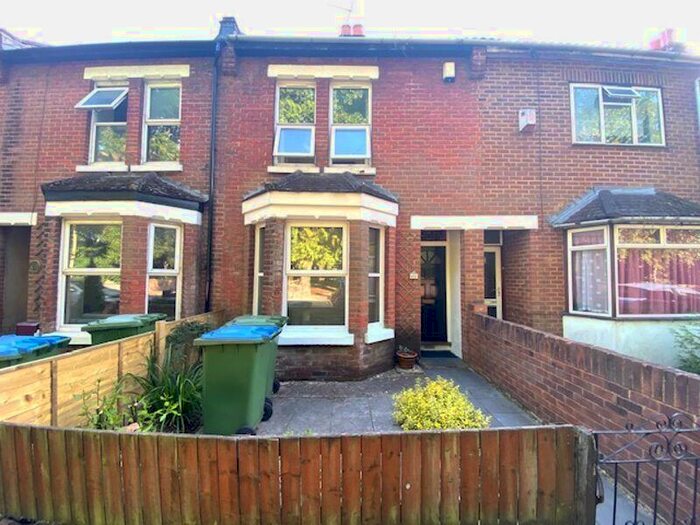 3 Bedroom Terraced House To Rent In St. James Road, Southampton, SO15