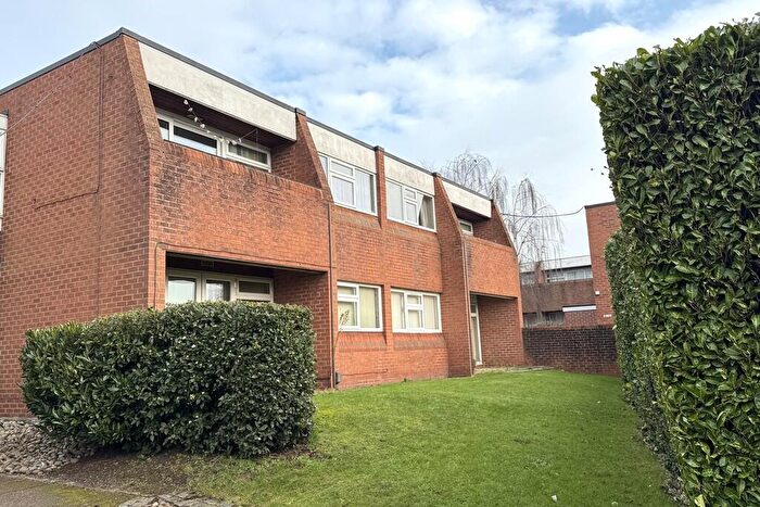 1 Bedroom Flat To Rent In Burns Road, Loughborough, LE11