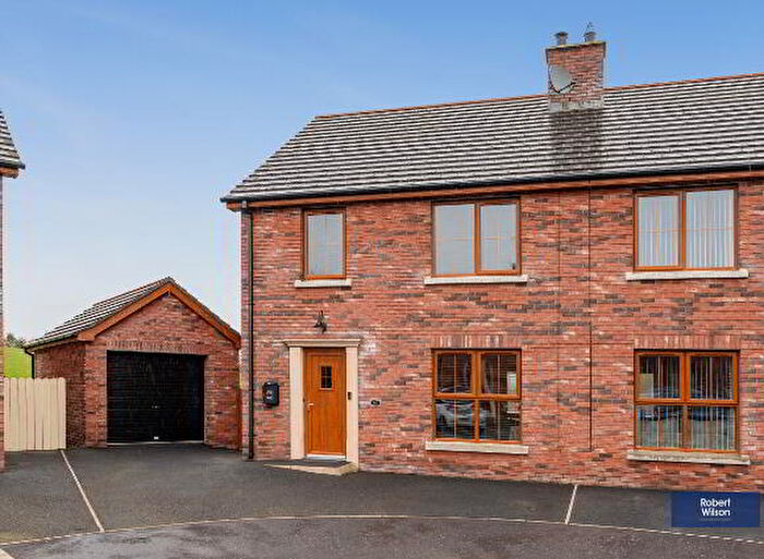3 Bedroom Semi-Detached House For Sale In Cloverdale, Dromore, BT25