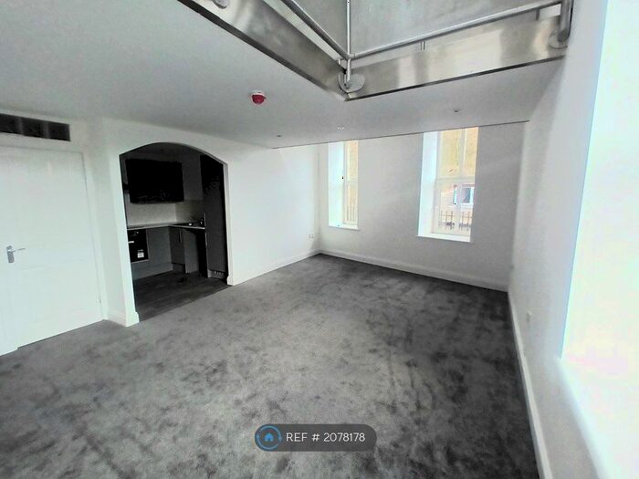 3 Bedroom Flat To Rent In Brougham Hall, Rossendale, BB4