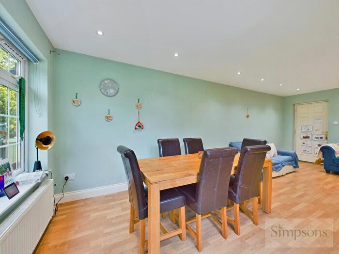 5 Bedroom Detached House For Sale In Gooseacre, Radley, OX14