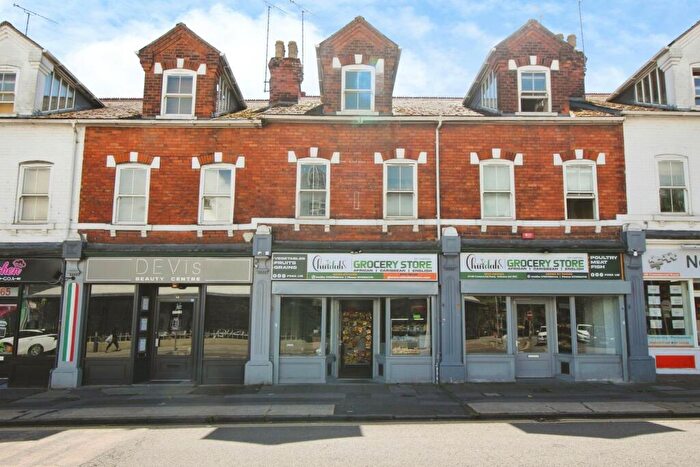 1 Bedroom House Of Multiple Occupation To Rent In Commercial Road, Swindon, SN1
