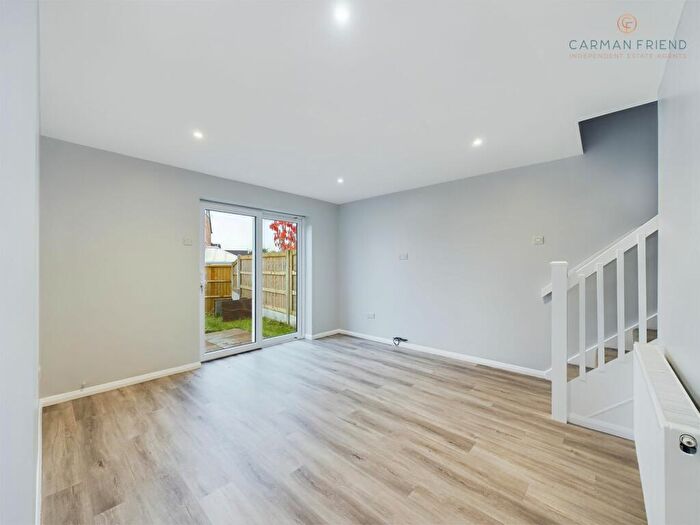 3 Bedroom Terraced House For Sale In Springfields, Mickle Trafford, CH2
