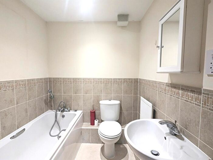 2 Bedroom Apartment To Rent In Phoenix Way, Stowmarket, IP14
