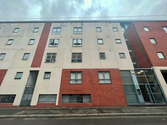 Studio To Rent In Westgate, B1