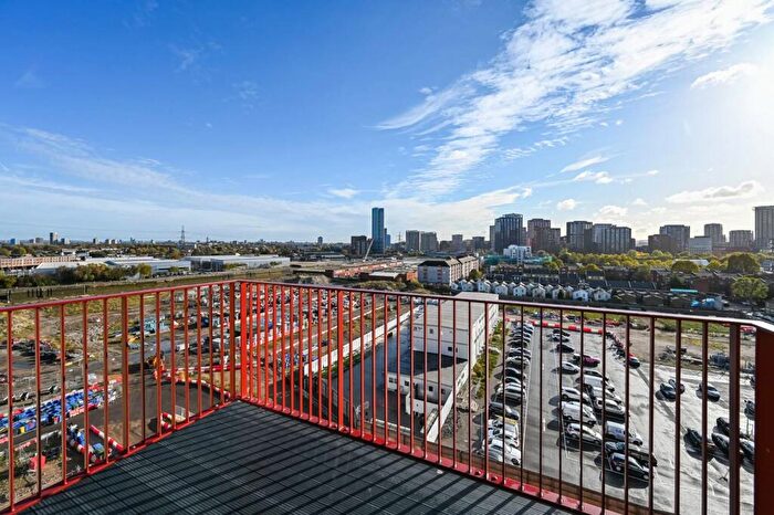 2 Bedroom Flat For Sale In Heron Wharf, Poplar, London, E14