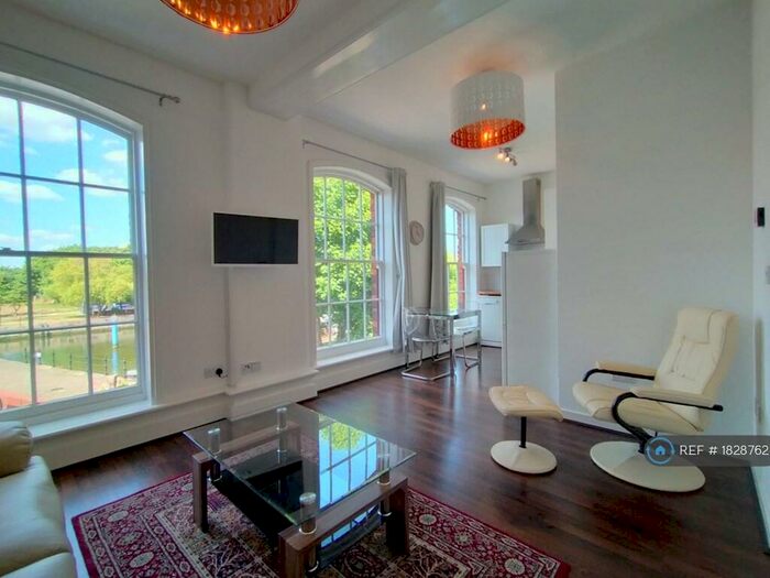 2 Bedroom Flat To Rent In Hull Marina, Hull, HU1