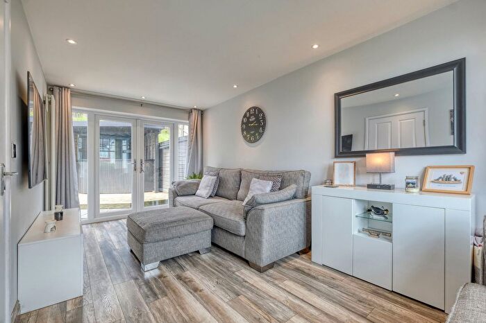 5 Bedroom Detached House For Sale In Claerwen Grove, Northfield, Birmingham, B31