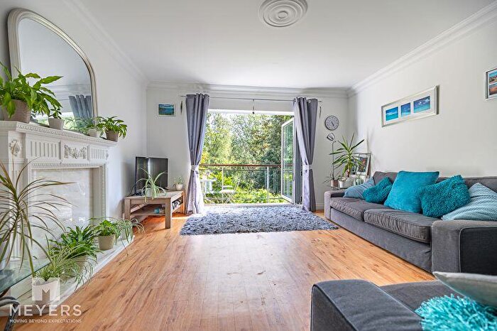 Studio To Rent In Bourne Banks, Branksome Wood Road, Bournemouth, BH4
