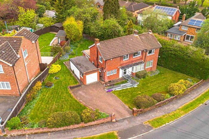 4 Bedroom Detached House For Sale In Tancred Road, High Wycombe, HP13