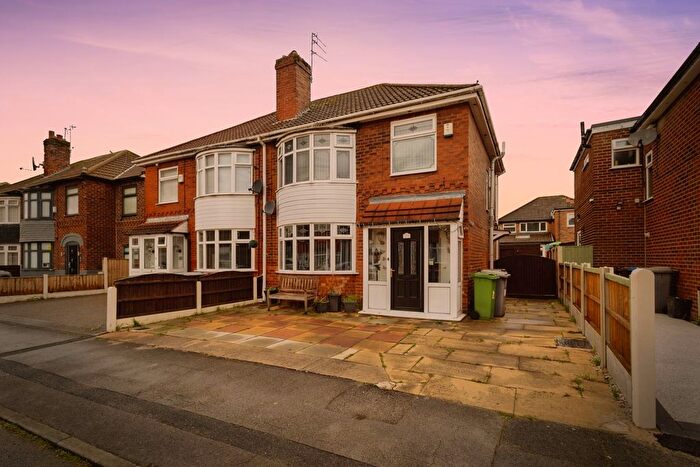 3 Bedroom Semi Detached House For Sale In Annable Road, Droylsden, Manchester, Greater Manchester, M43