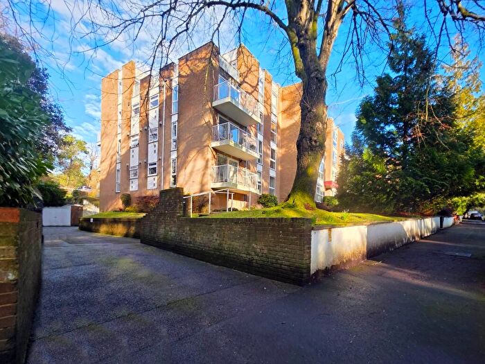 2 Bedroom Apartment For Sale In Meyrick Court, St. Winifred's Road, Meyrick Court, Bournemouth, BH2