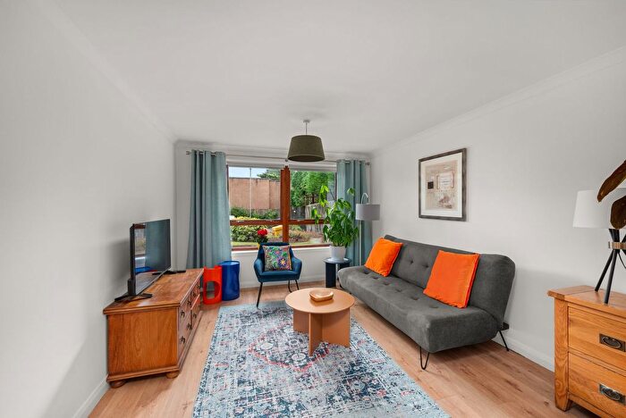 2 Bedroom Flat For Sale In Woodlands Gardens, Broughty Ferry, DD5