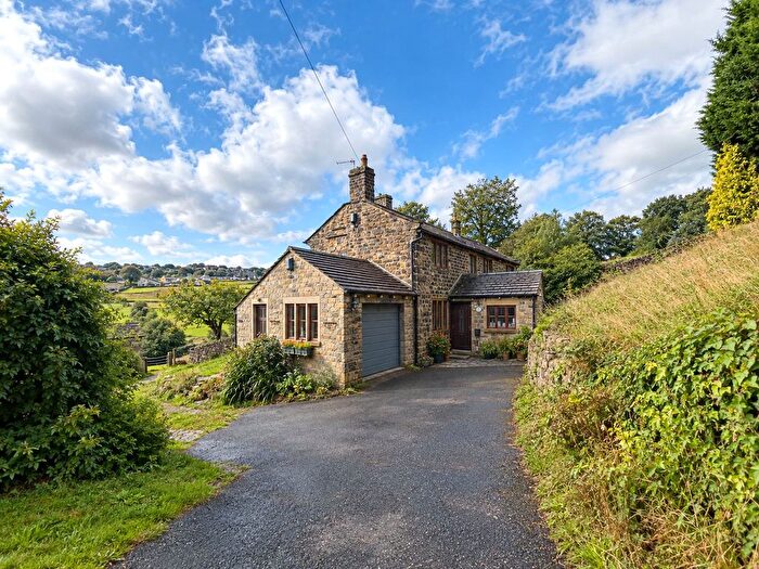 2 Bedroom Link Detached House To Rent In Intake, Keighley, West Yorkshire, BD22