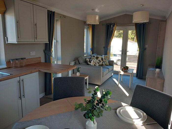 1 Bedroom Park Home For Sale In Old Rectory Mews, St. Columb, TR9