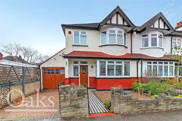3 Bedroom End Terrace House For Sale In Baring Road, Addiscombe, CR0