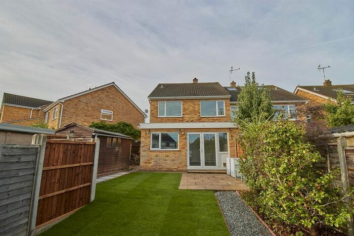 3 Bedroom Property To Rent In Hartington Green, Burbage, Hinckley, LE10