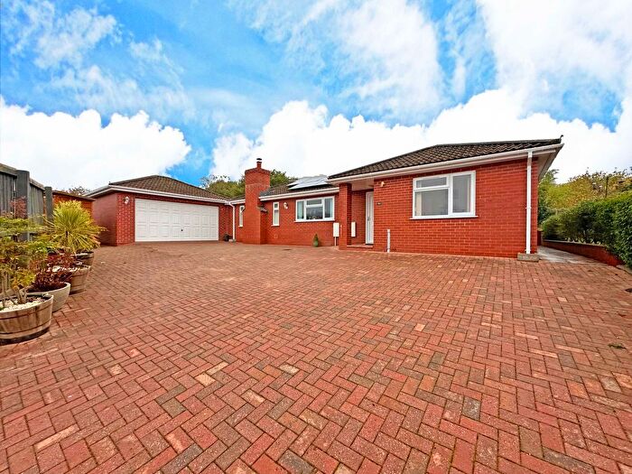 3 Bedroom Detached Bungalow For Sale In Ford Farm Court, Mamhead Road, Kenton, Exeter, EX6