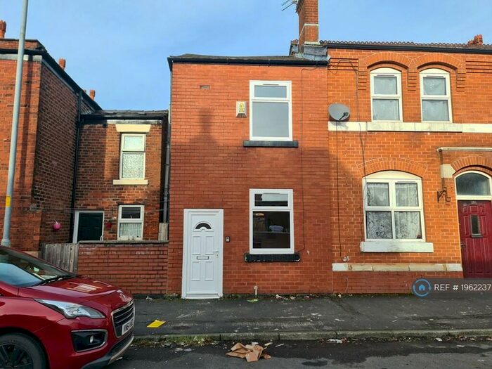 2 Bedroom Terraced House To Rent In Burlington Street, Ashton-Under-Lyne, OL6
