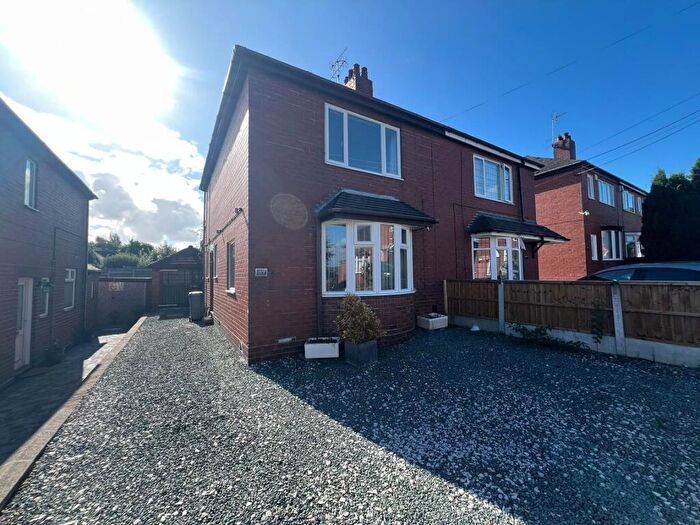 2 Bedroom Semi-Detached House To Rent In Marston Grove, Stoke-on-Trent, ST1