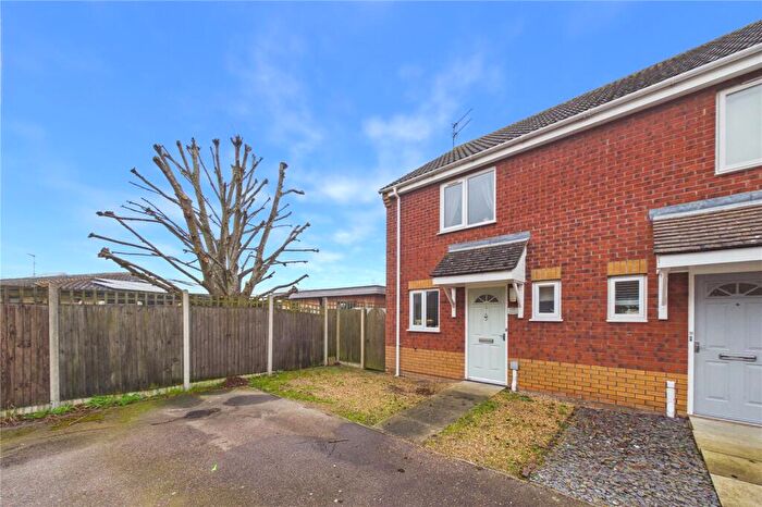 2 Bedroom Semi Detached House For Sale In Johnson Way, Lowestoft, Suffolk, NR32