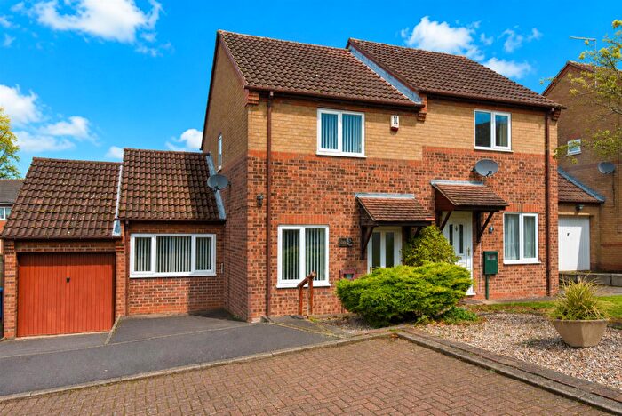 2 Bedroom Semi Detached House To Rent In Caldermill Drive, Oakwood, Derby, DE21