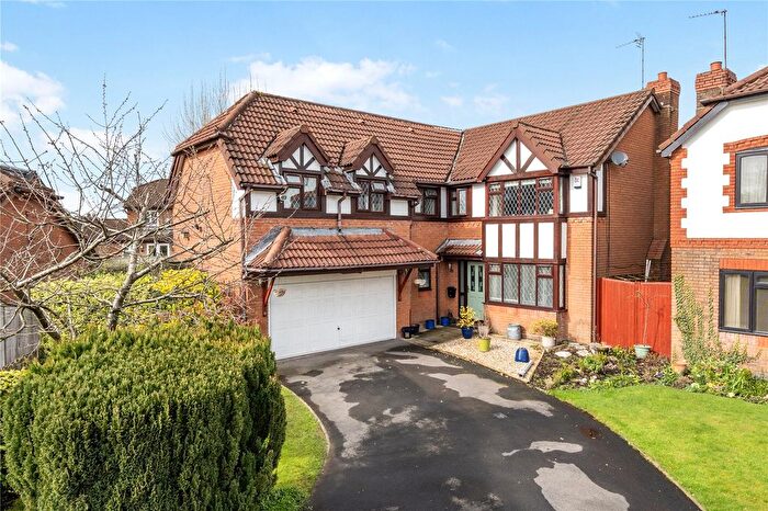 5 Bedroom Detached House For Sale In Tenbury Drive, Alkrington, Middleton, Manchester, M24