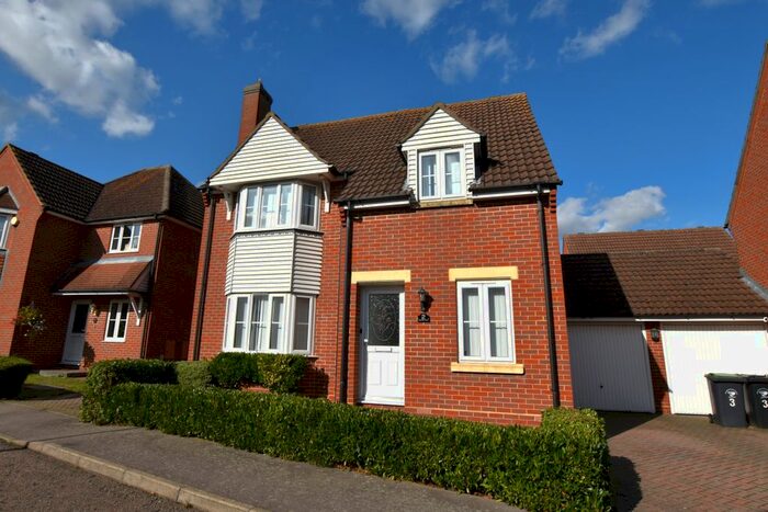 3 Bedroom Detached House To Rent In Cypress Court, Dunmow, CM6