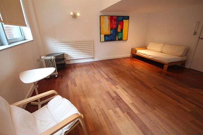 1 Bedroom Apartment To Rent In Centralofts, Waterloo Street, Newcastle Upon Tyne, NE1