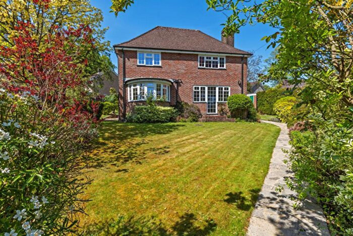 4 Bedroom Detached House To Rent In Sleepers Delle Gardens, Winchester, SO22