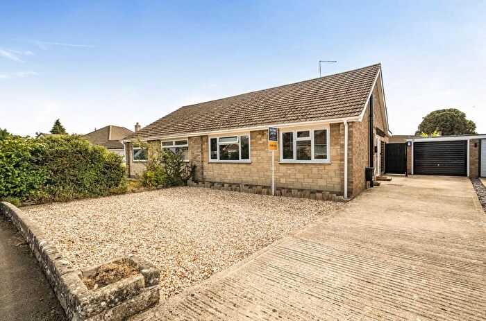 2 Bedroom Semi Detached Bungalow For Sale In Cloche Way, Swindon, SN2