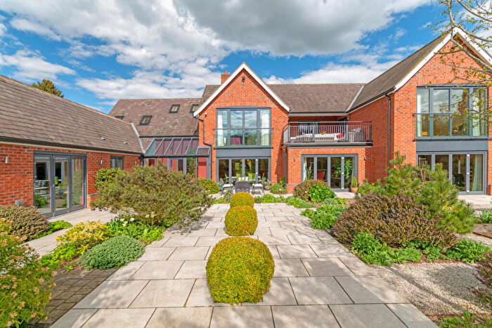 5 Bedroom Detached House For Sale In Bitteswell, Lutterworth, Leicestershire, LE17