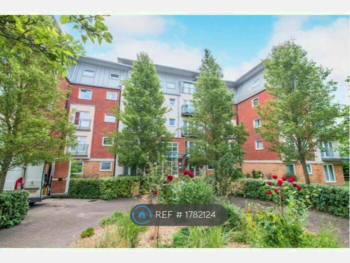 2 Bedroom Flat To Rent In Winterthur Way, Basingstoke, RG21